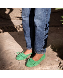 Ballerines en cuir velours avec franges sur le dessus