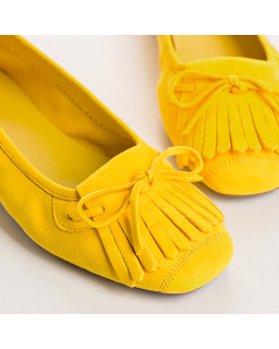 Velvet leather ballerinas with fringes on top