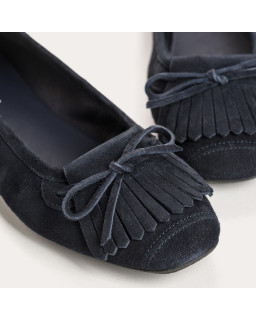 Velvet leather ballerinas with fringes on top