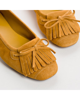 Velvet leather ballerinas with fringes on top