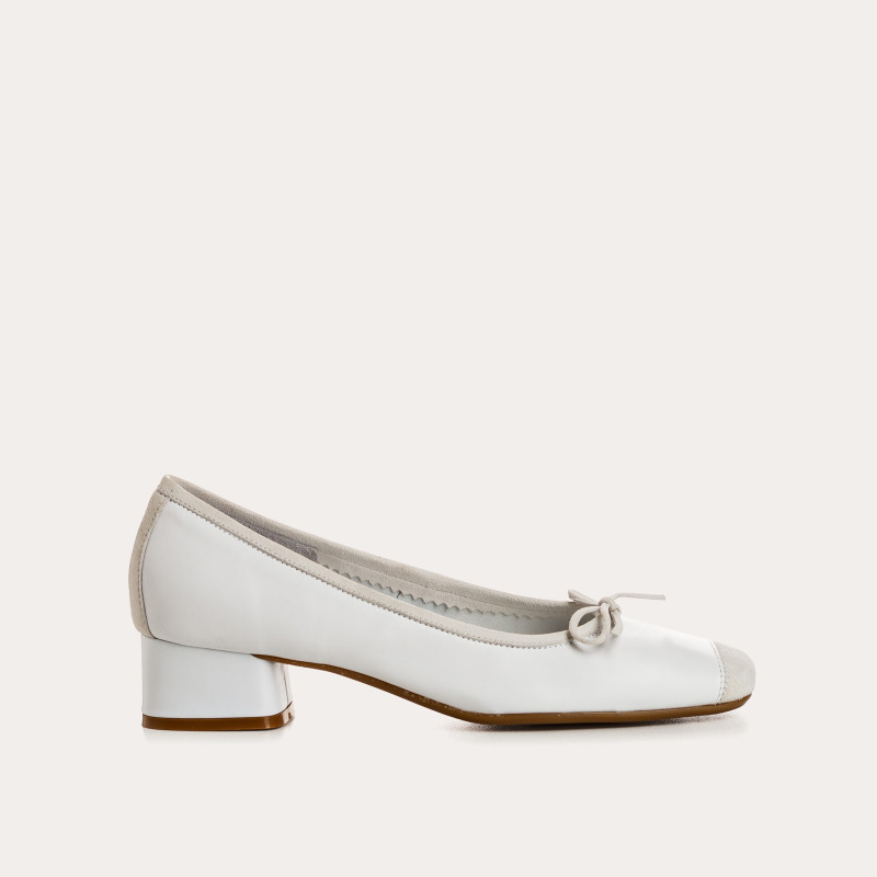 Ballerines à talons en cuir lisse avec renfort en velours