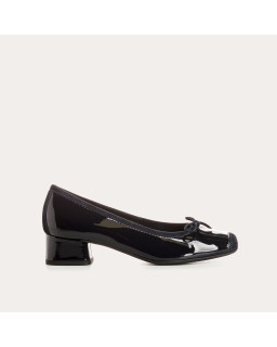Ballerinas with polished leather with velvet reinforcement and node