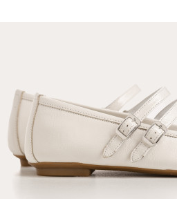 Holga Babies Naplak Varnish Leather | Retro Elegance & Comfort - Reqins