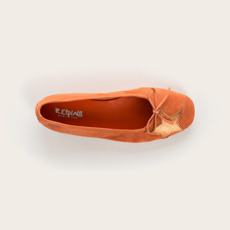 Velvet leather ballerinas with star pattern