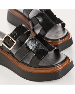 Louna mules in varnish leather | Elegance and Comfort - Reqins