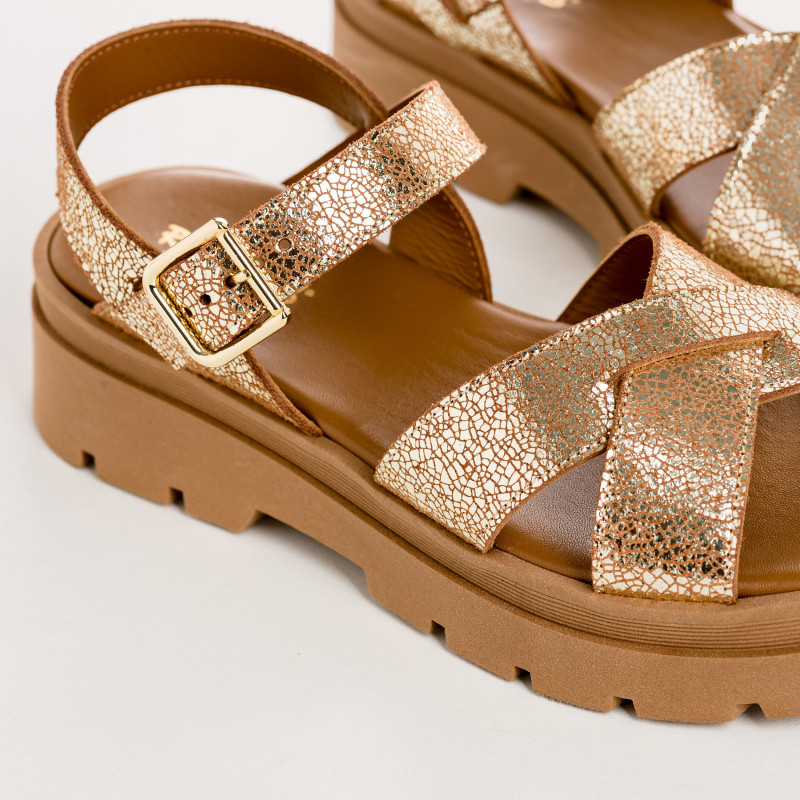Louisa Crack Sandals - Elegance & Comfort | Reqins