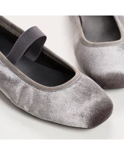 Babies femme en velours – Modèle Hally | Reqins