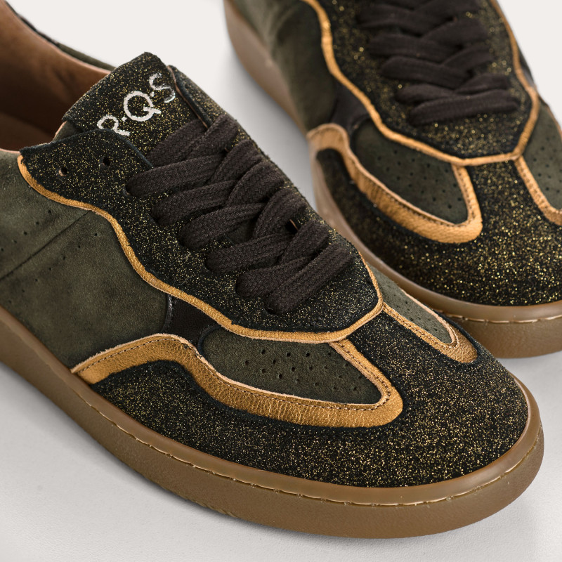 Athena Mix Star Sneakers | Graphic Style & Comfort - Reqins