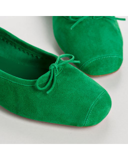 Flat ballerinas with velvet leather knot with tip reinforcement