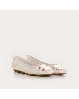 Ballerines en cuir avec plaque bijou en métal argenté