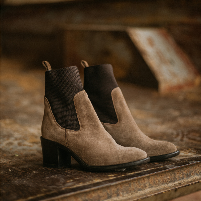 Boots Evalou leather velvet - elegance and character | Reqins