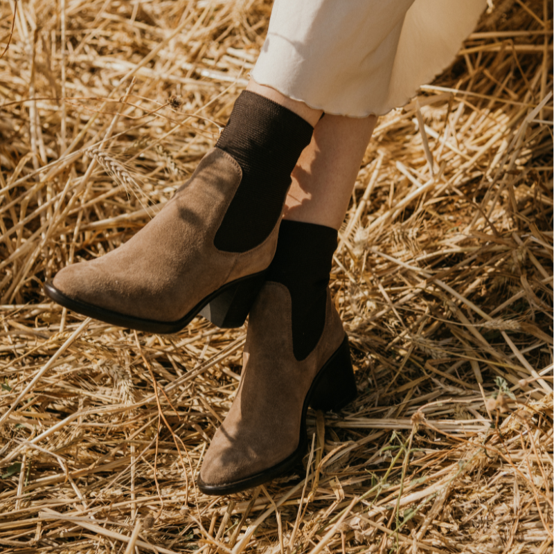 Boots Evalou leather velvet - elegance and character | Reqins