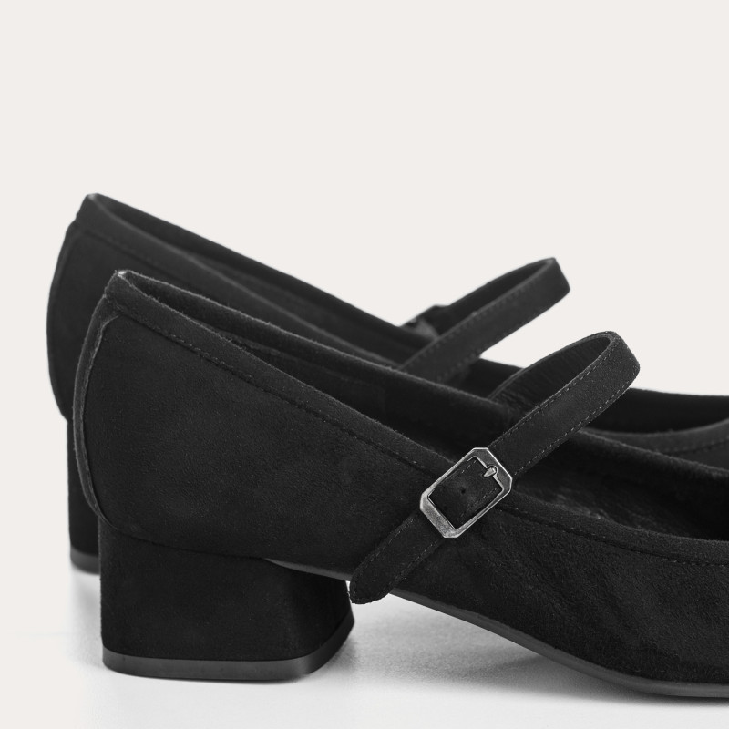 Babies à talons en cuir velours