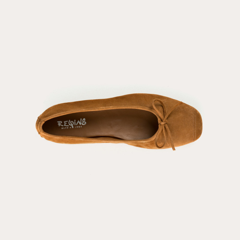 Flat ballerinas with velvet leather knot with tip reinforcement
