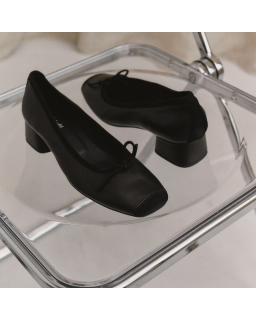 Smooth leather heel ballerinas with velvet reinforcement