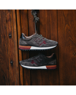 Women's velvet leather lace top sneakers