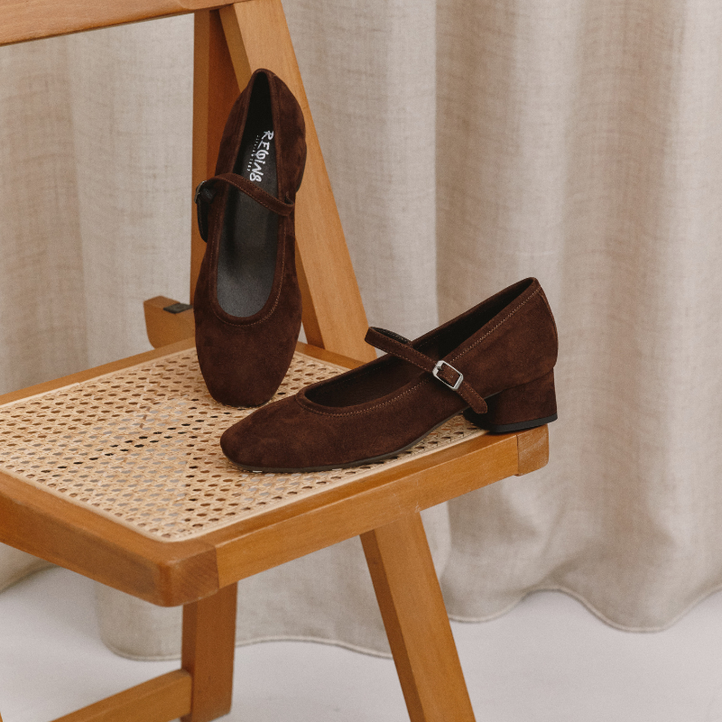 Babies à talons en cuir velours