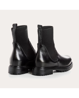 Boots Chelsea plates en cuir avec élastiques