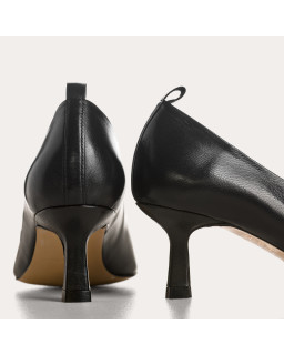 Black Leather Bless Pumps | Reqins