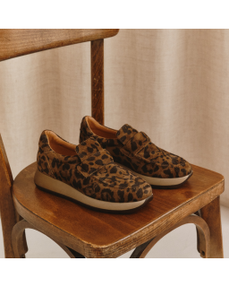 Sneakers Carabel velvet leather Serval | Bold style & comfort - Reqins