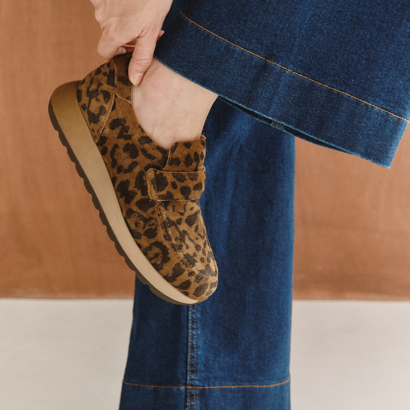 Sneakers Carabel velvet leather Serval | Bold style & comfort - Reqins