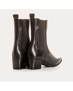 Leather Lausanne Boots | Modern elegance | Reqins