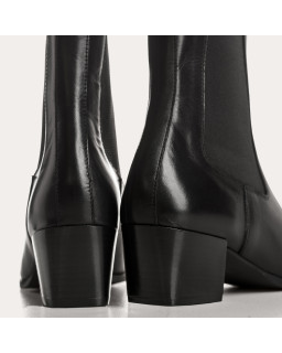 Leather Lausanne Boots | Modern elegance | Reqins