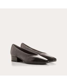 Favorite Leather Ballerinas - Elegance & Comfort | Reqins