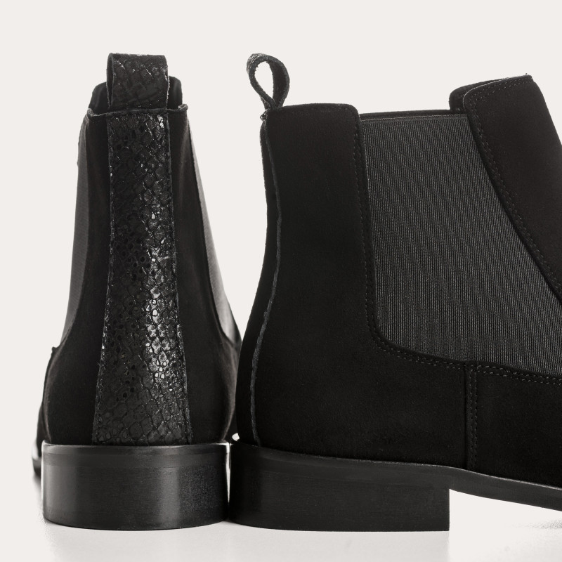 Zellie Velvet Leather Boots - Elegance and Comfort | Reqins
