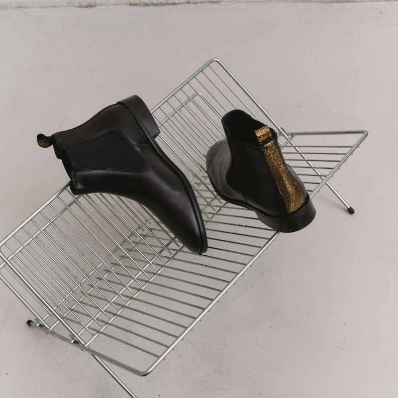 Boots Zellie en cuir naplak – Élégance & modernité | Reqins