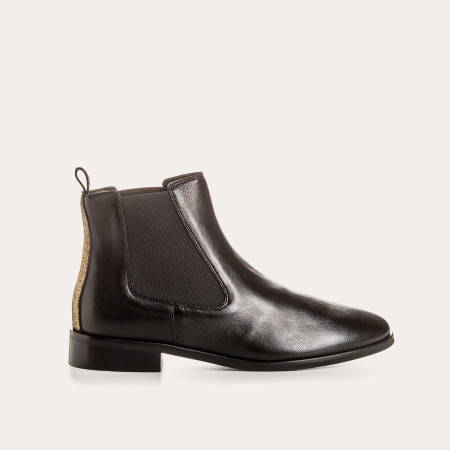 Crack Effect Leather Boots - Zellie Model | Reqins